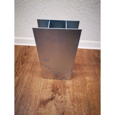 Priebežný držiak podhrabovej dosky 30cm pozinkovaný